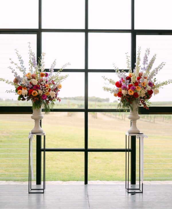 Statement Urn Arrangements