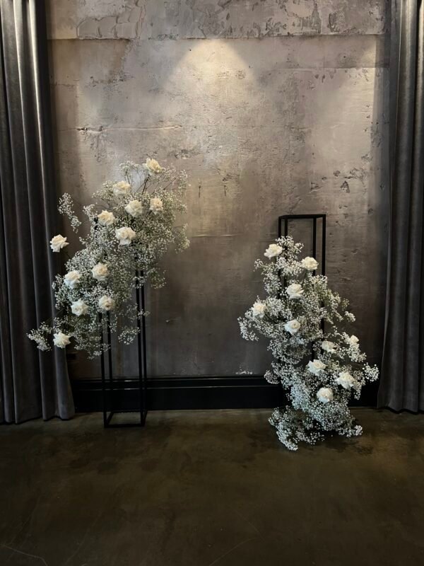 Statement Stand Flowers