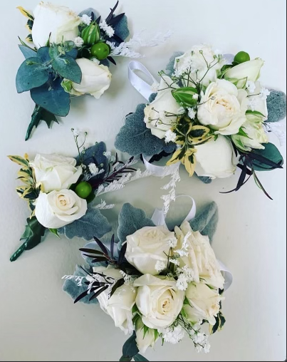 Signature Wrist Corsage